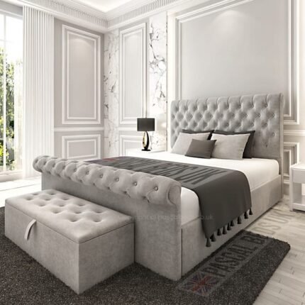 Sheffield Bed With Studs